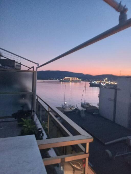 Апартаменты Cozy Seaside Penthouse With Sea & Mountain View. Волос Экстерьер фото
